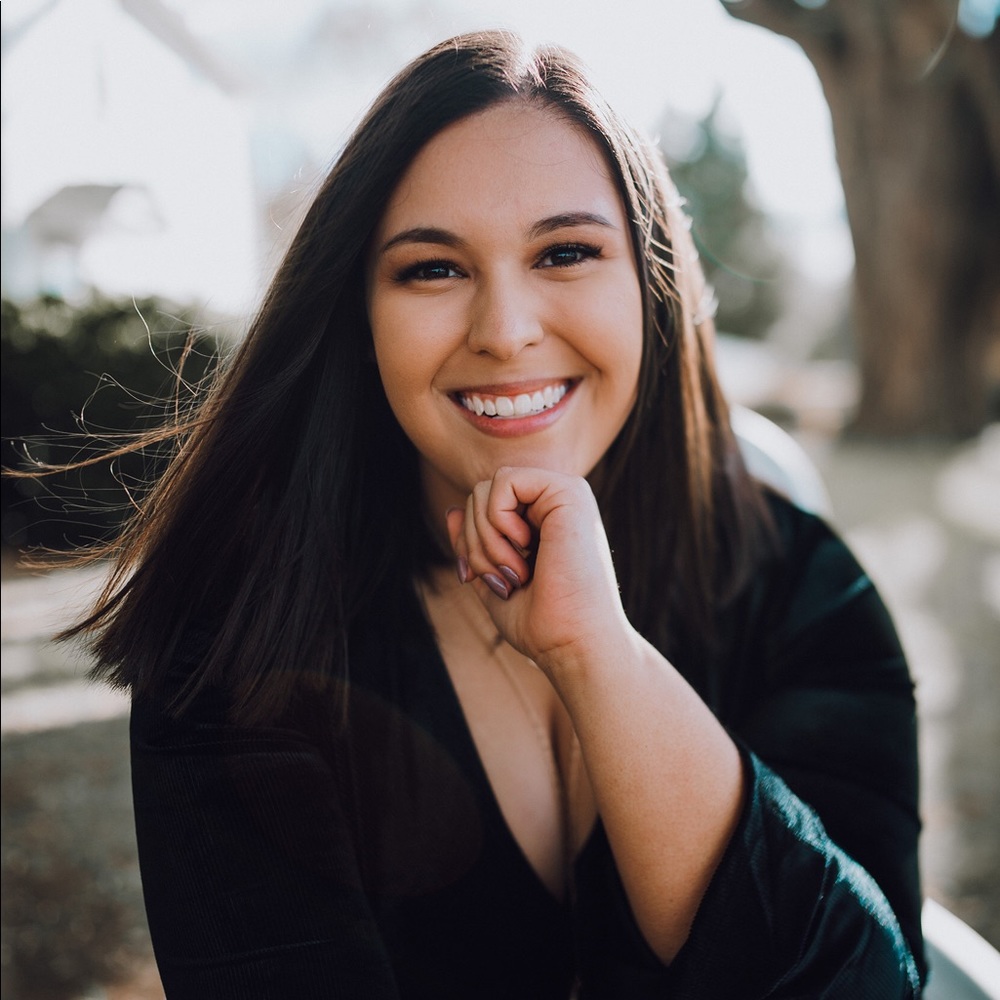 Meet your Posher, Hannah!